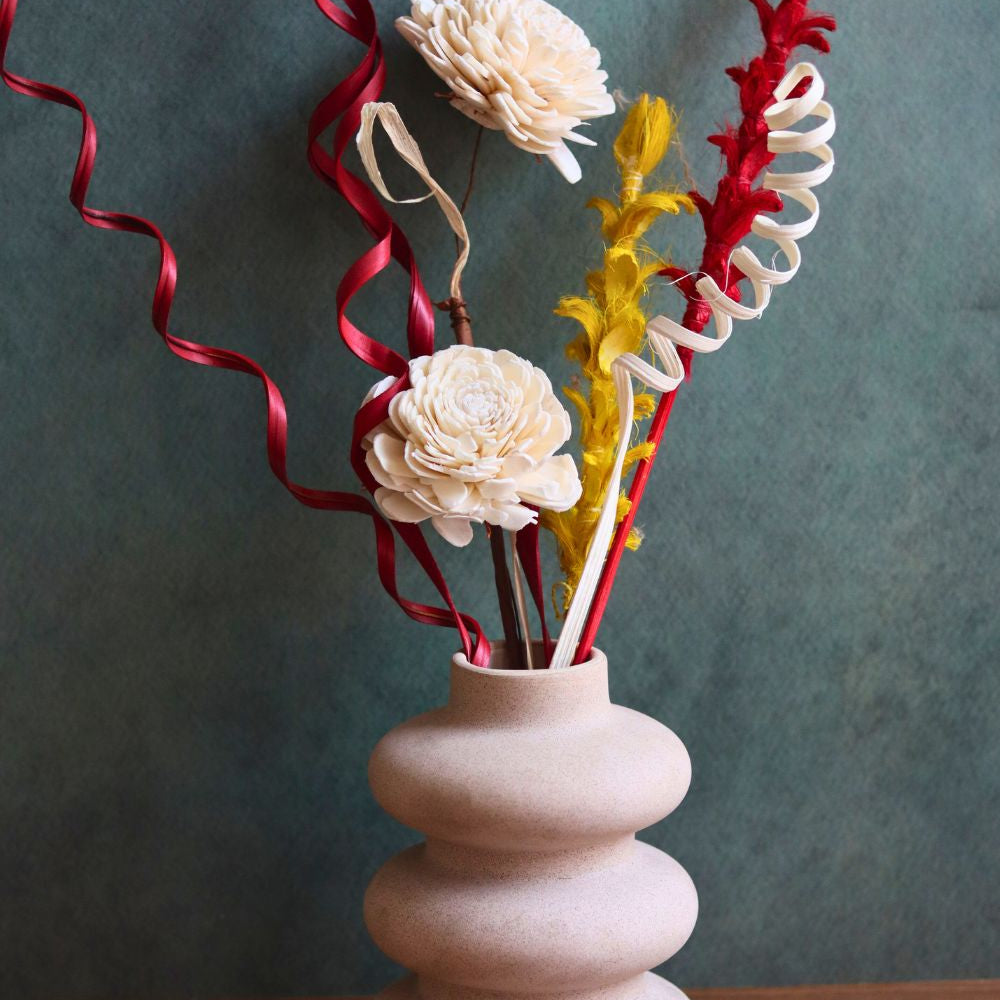 handmade sanded moulded vase with assorted bunch combo