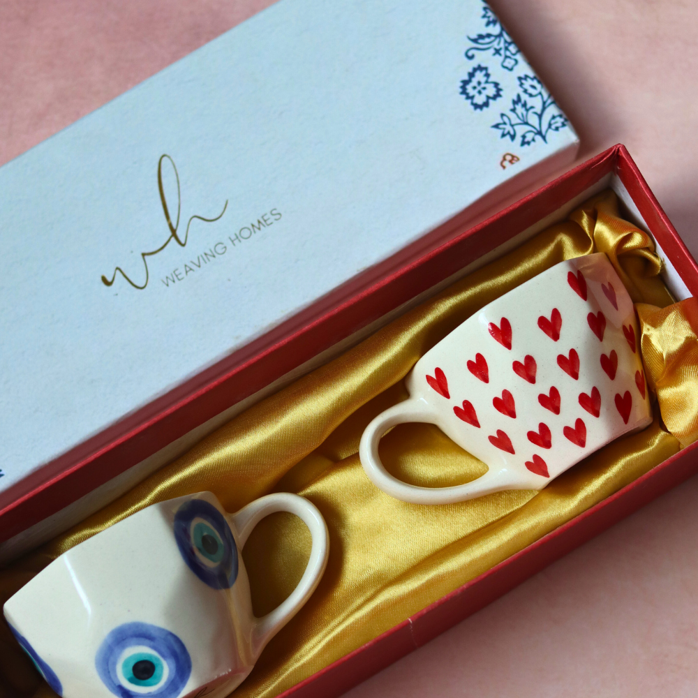 Ceramic coffee mugs in gift box 