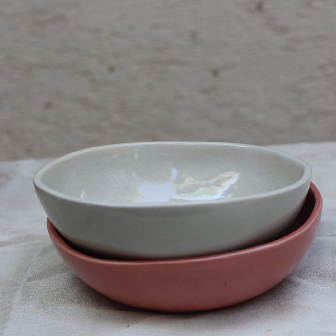 Curry bowls - ivory & pink color