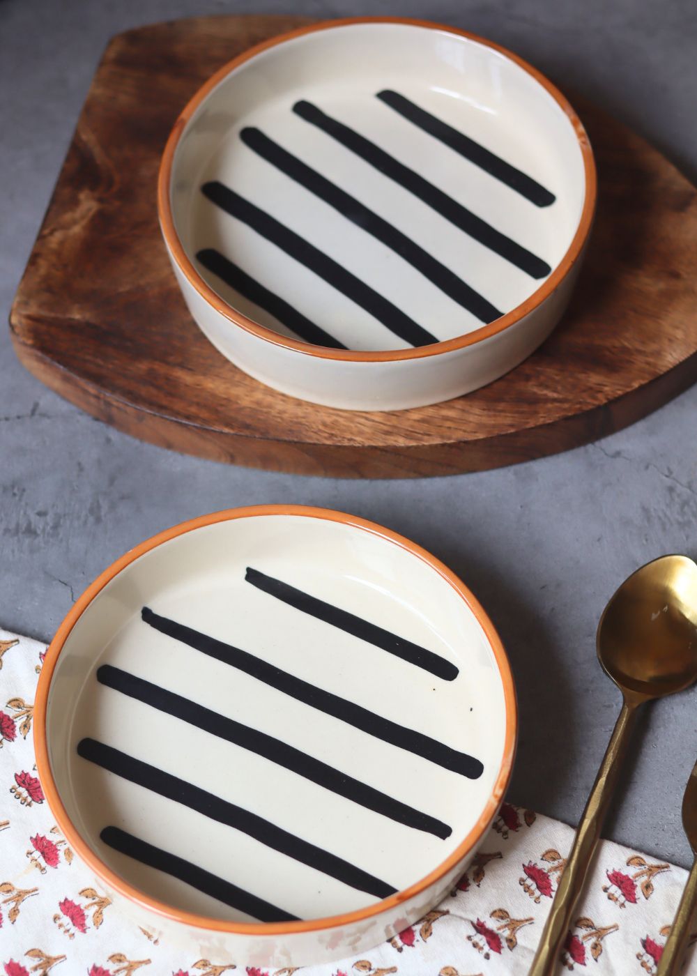 Zebra - Salad Bowl handmade in india