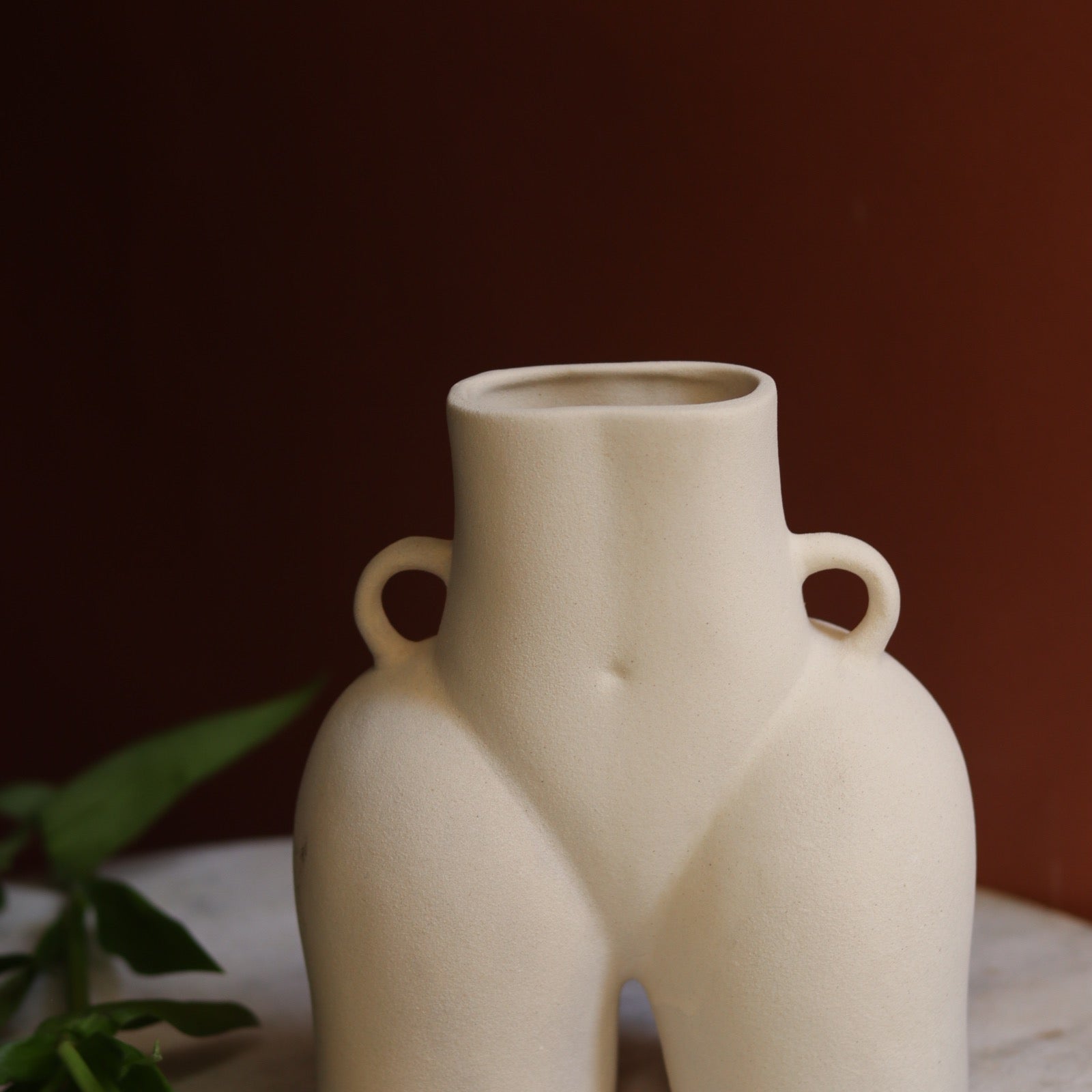 White body flower vase for home decoration
