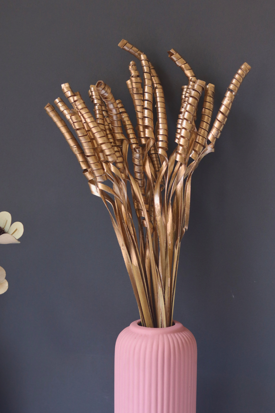 handmade twirl bunch with golden color