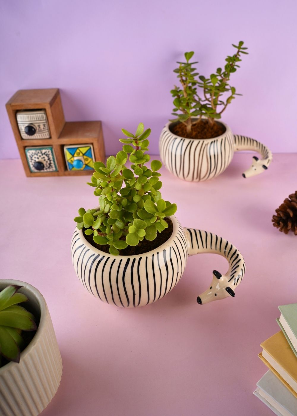 zebra planter made by ceramic