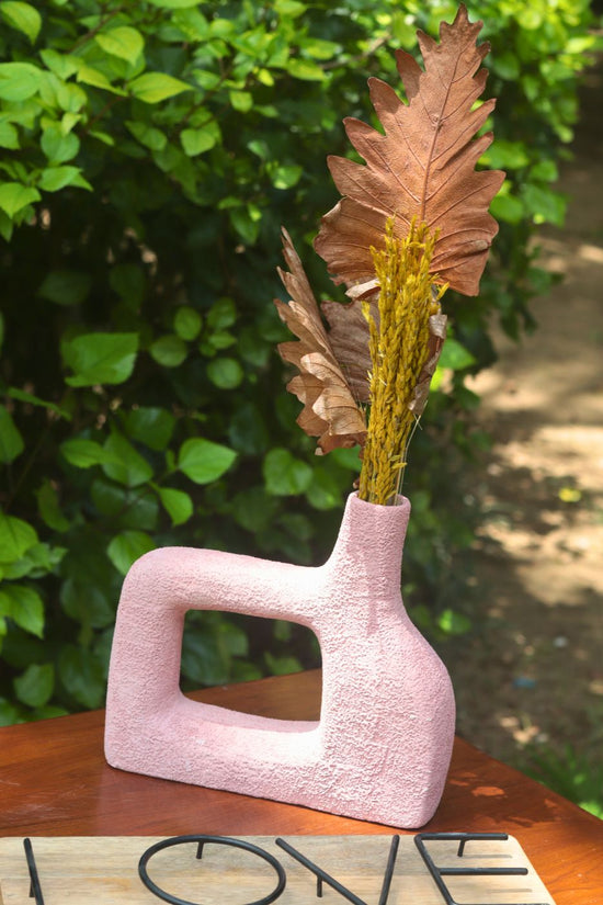 Aesthetic Square Vase - Pink made by ceramic