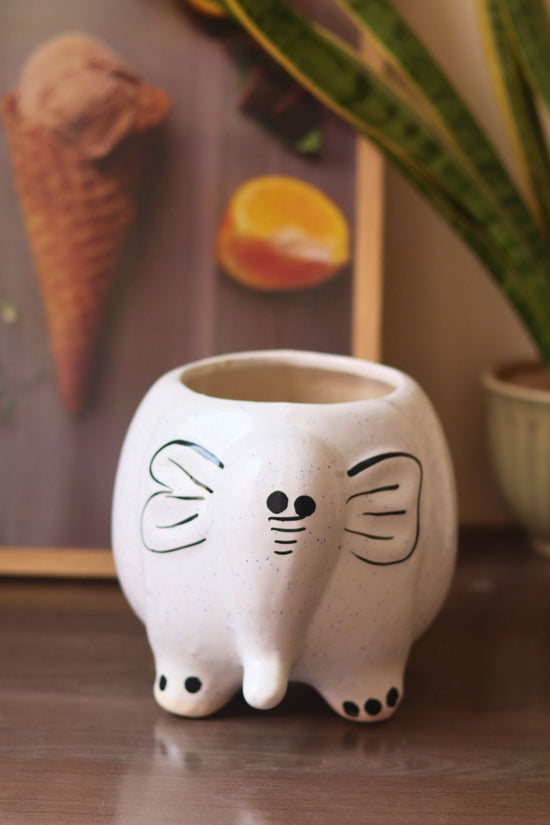 hello ele planter With premium quality materrial