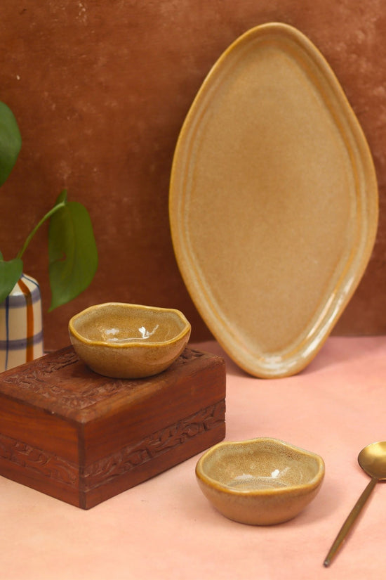 Artisanal Beige Serving Platter with Bowls made by ceramic