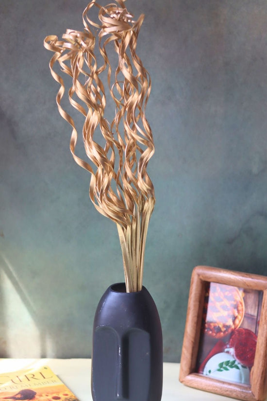 Golden spiral bunch with premium quality material