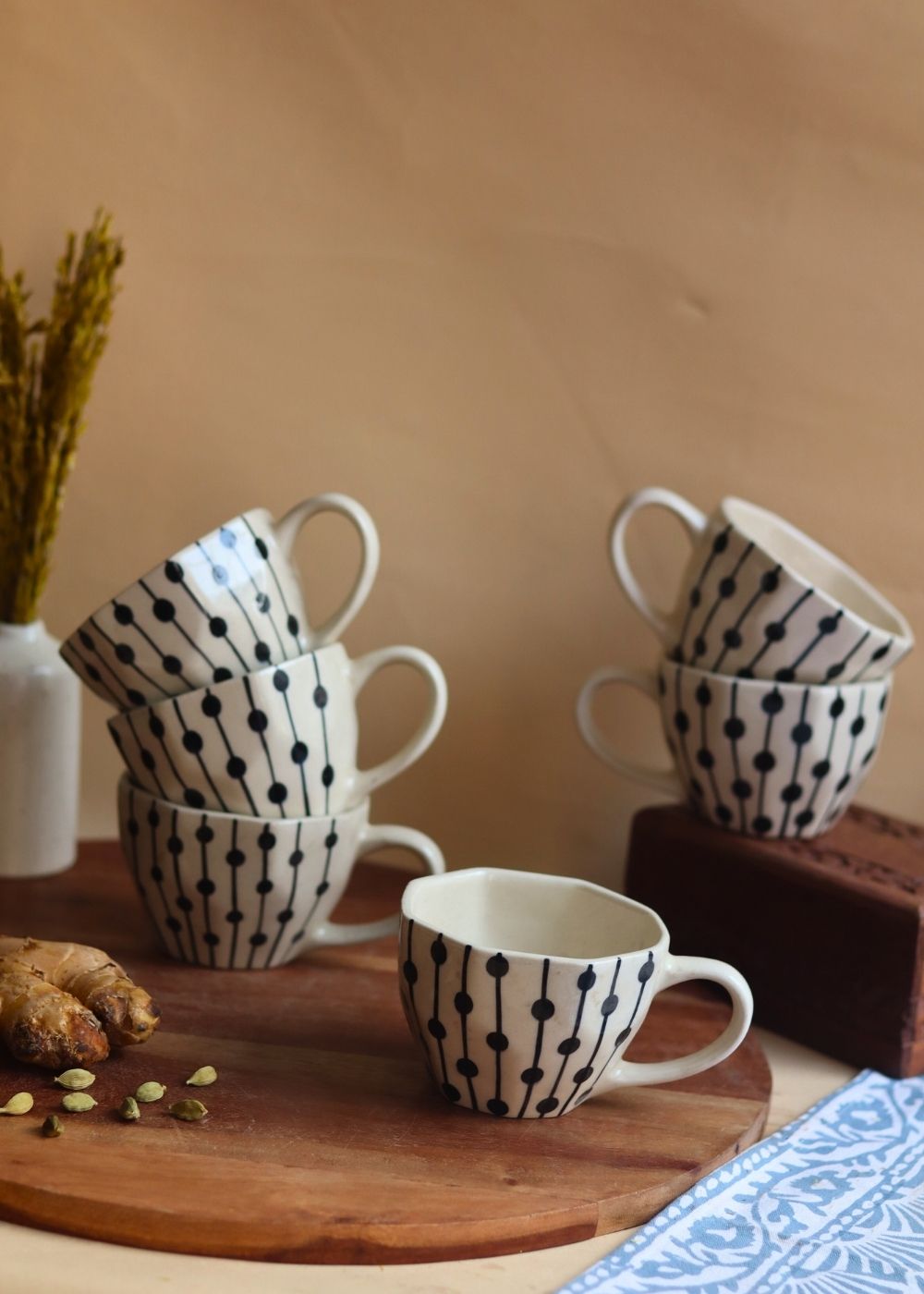 Black Dotted Lines Mug - Set of 6 made by ceramic