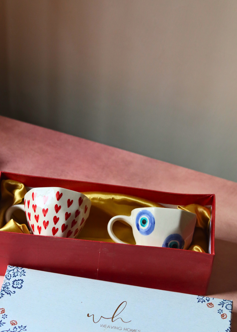 Ceramic mugs 