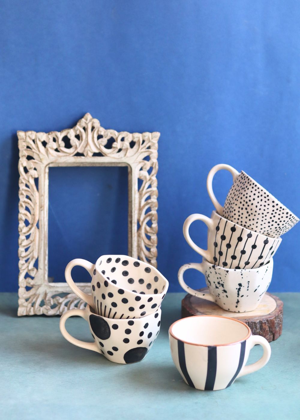 Handmade Set of 6 [Black&White] Handmade Mugs (For the price of 5)