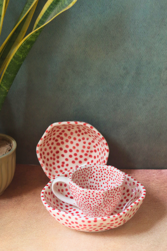 Red Polka ceramic breakfast set