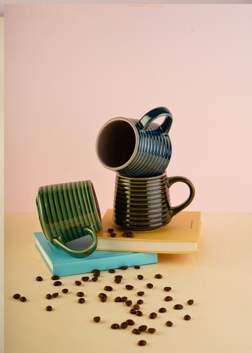 three mugs with 3 defferent colors