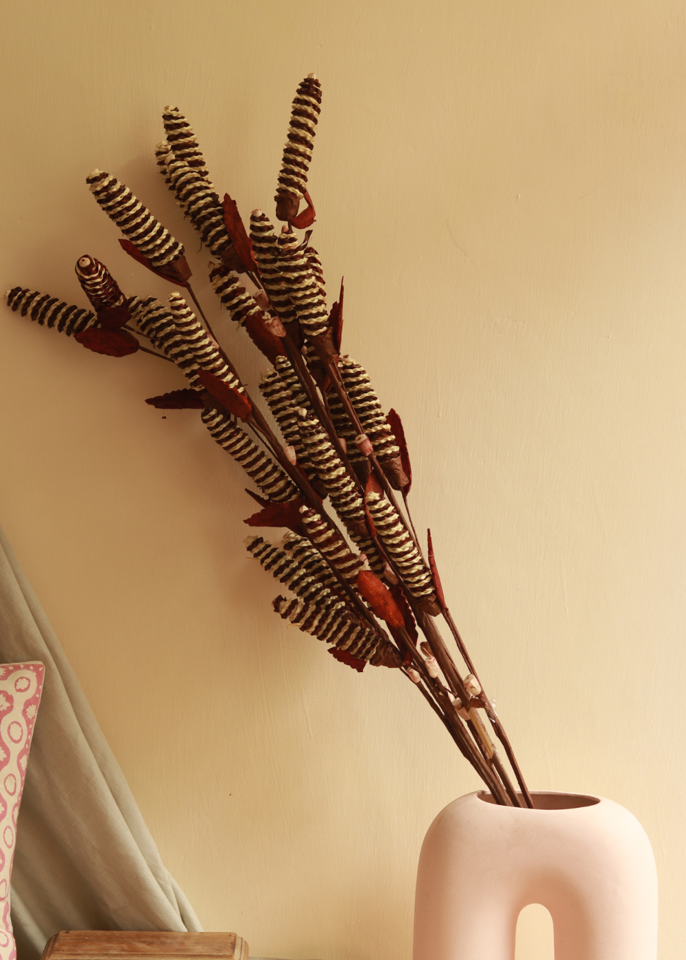 Dried Pine Chain Flower - Bunch