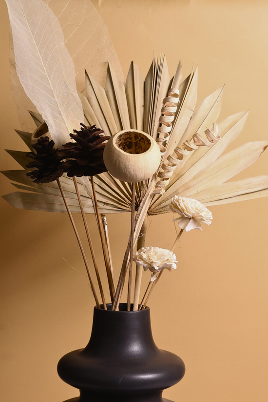 Aesthetic bunch in vase 