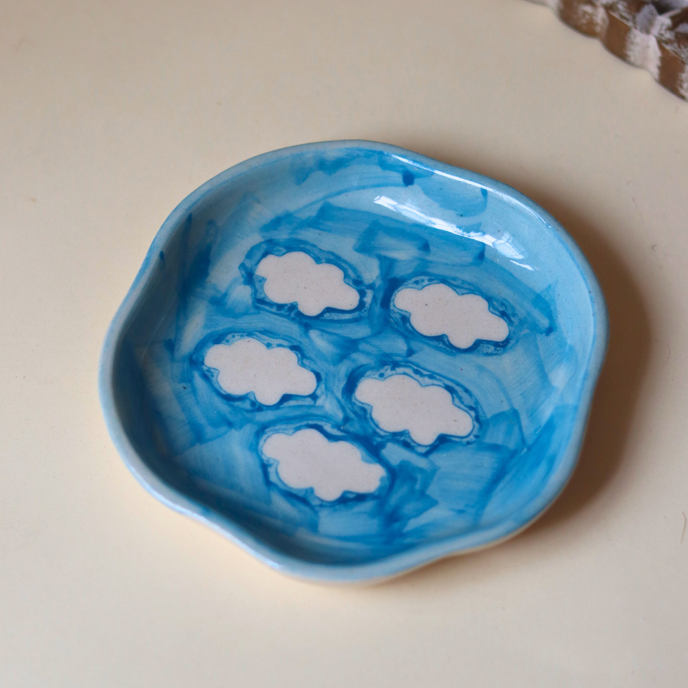 Cloud dessert plate