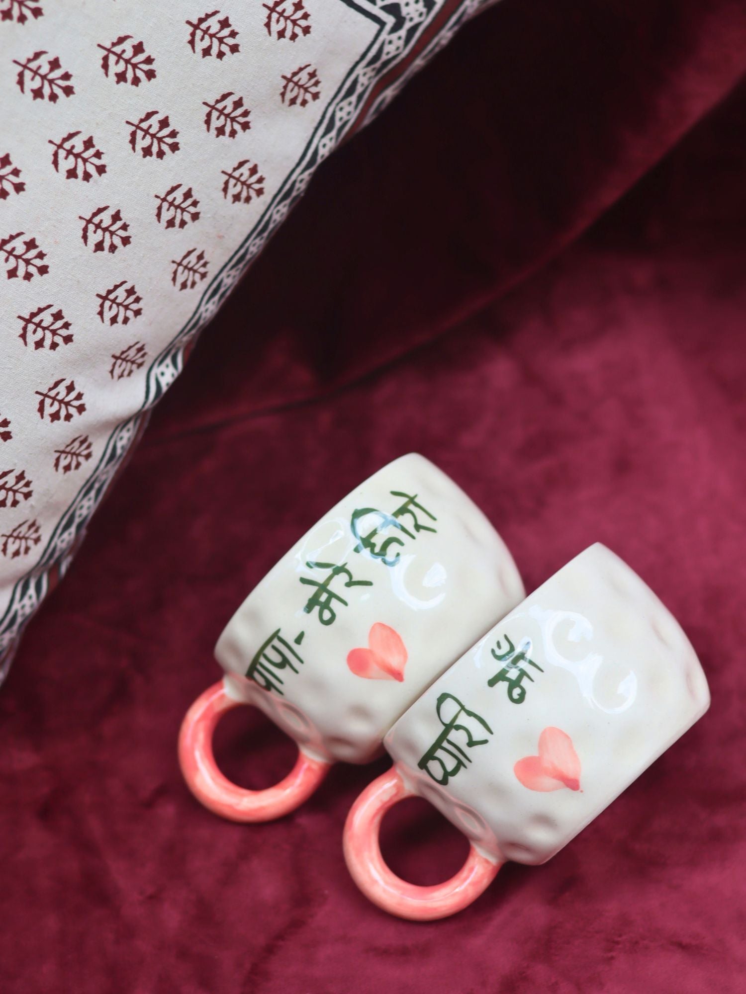 Set of 2 - PAPA Mere Hero & Pyaari Maa mugs combo handmade in India