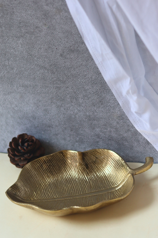 Handmade gold leaf bowl for snacks
