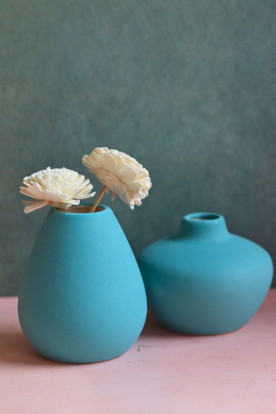 esoteric green vases made by ceramic 