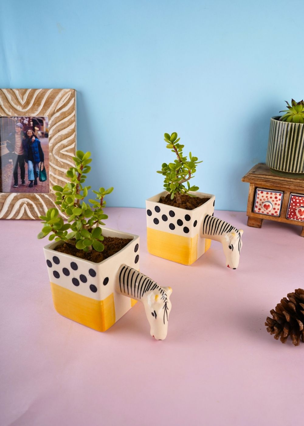 quirky horse planter with cute horse design