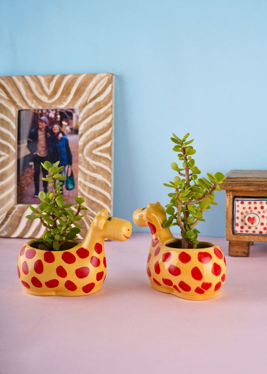 handmade giraffe table planter