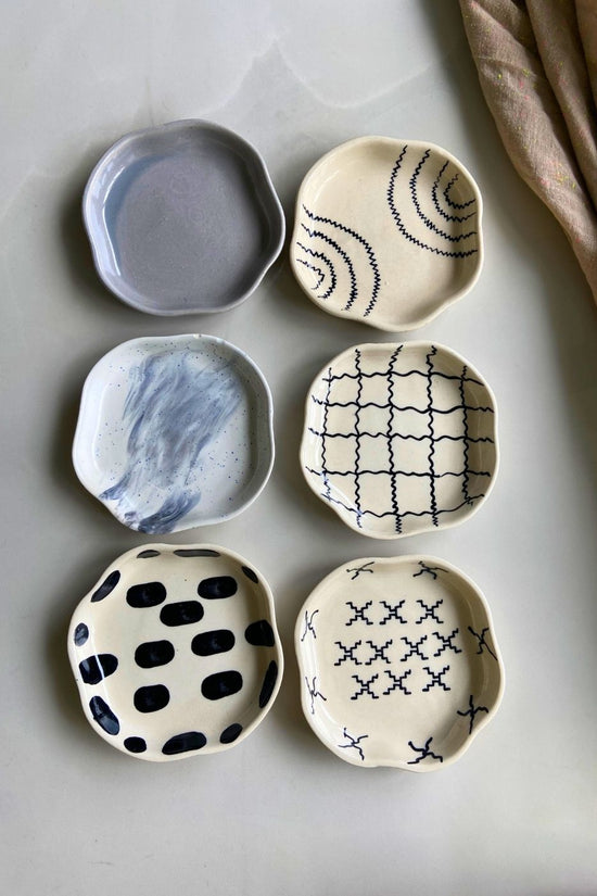 Set of 6 Dessert Plate (for the price of 5) with premium quality material