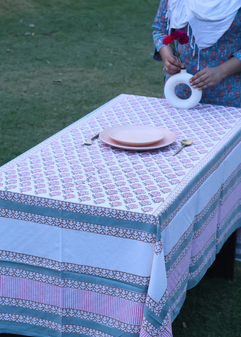 Soft cotton table cloth