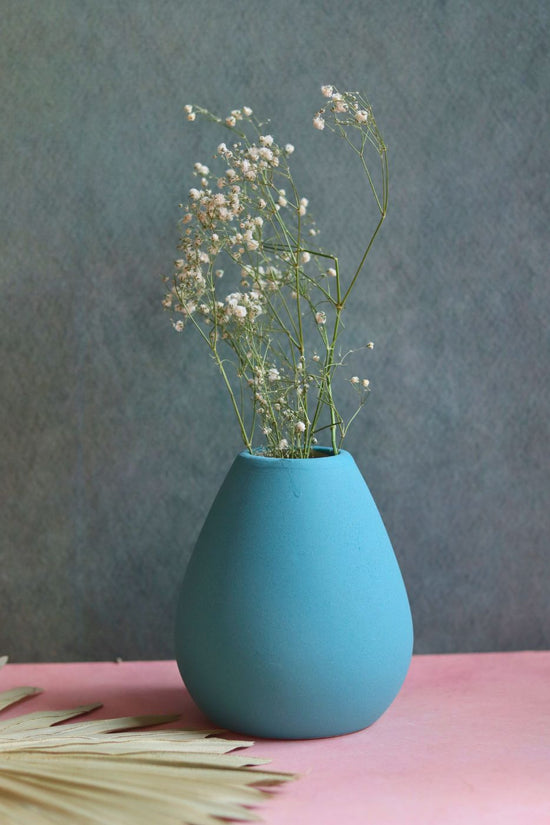 esoteric vase tall green made by ceramic