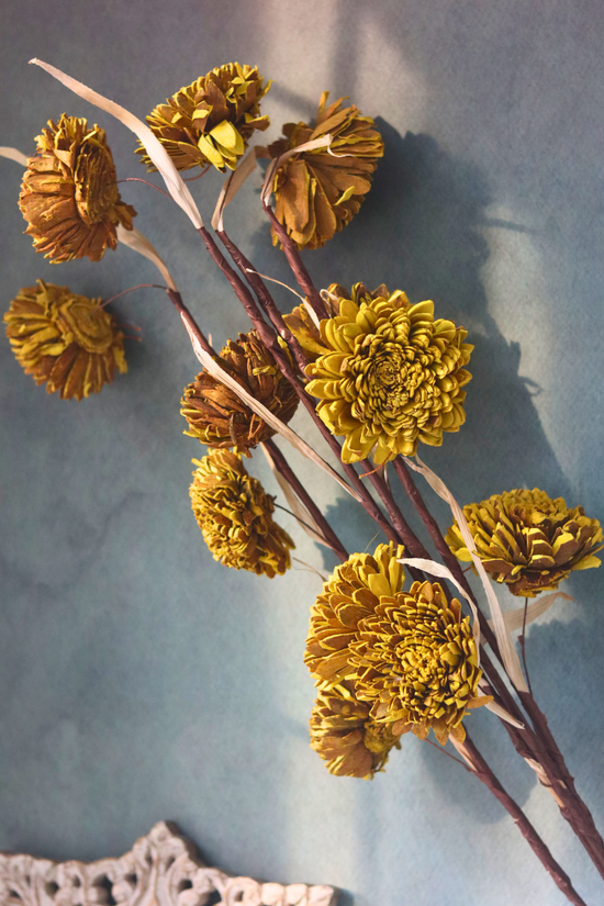 Natural dried yellow daisy flower bouquet 