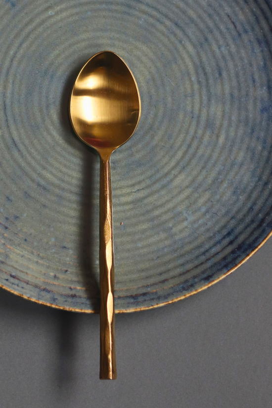 Serveware gold dinner spoon
