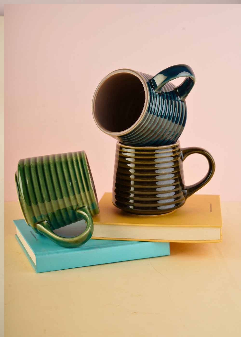 glossy mugs made by ceramic 