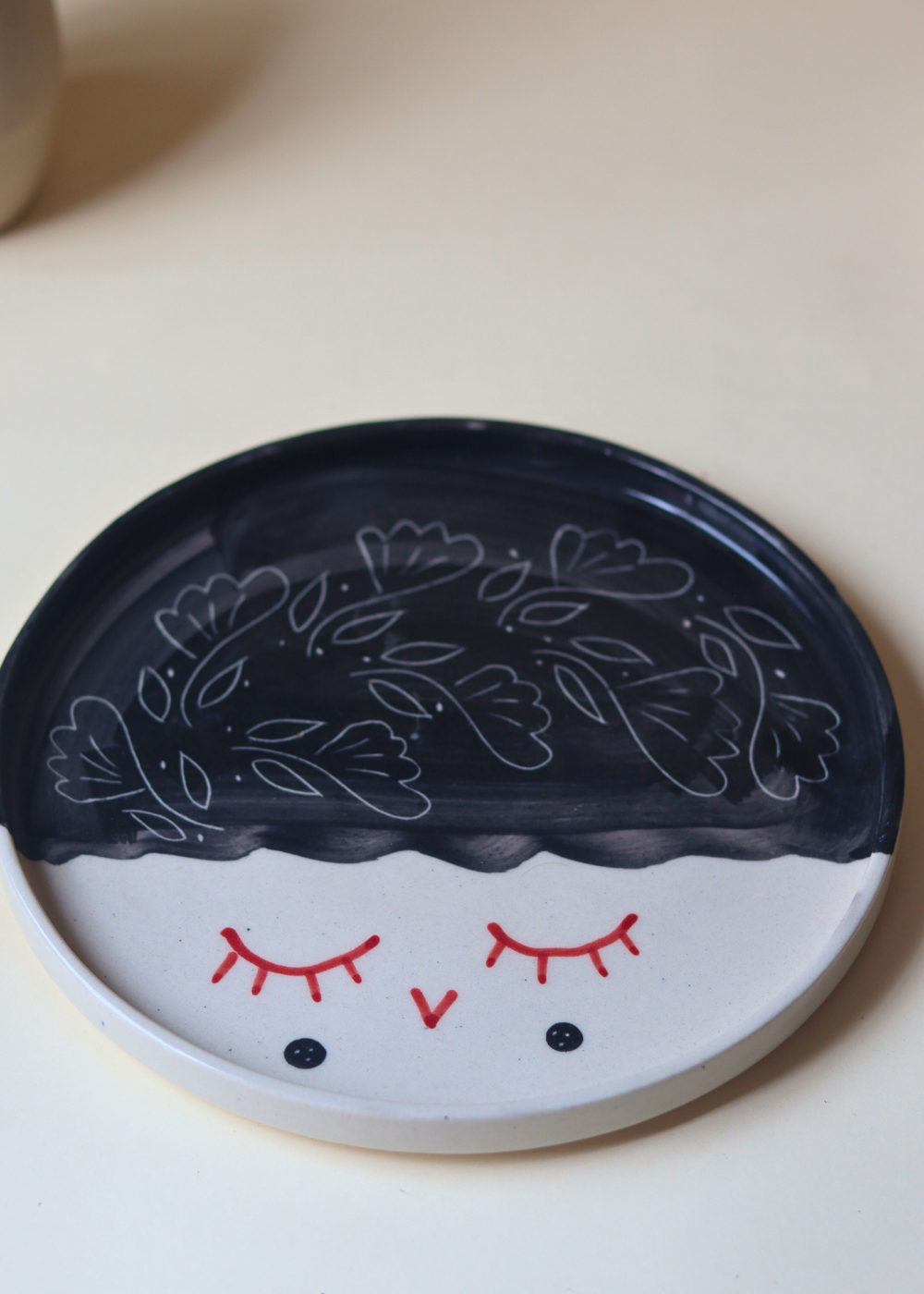 Ceramic platter tweety design