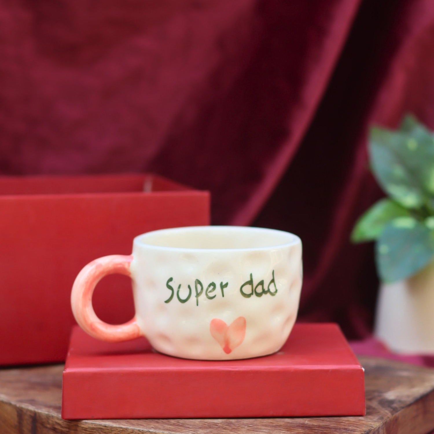 Super Dad mug in a Gift Box made by ceramic