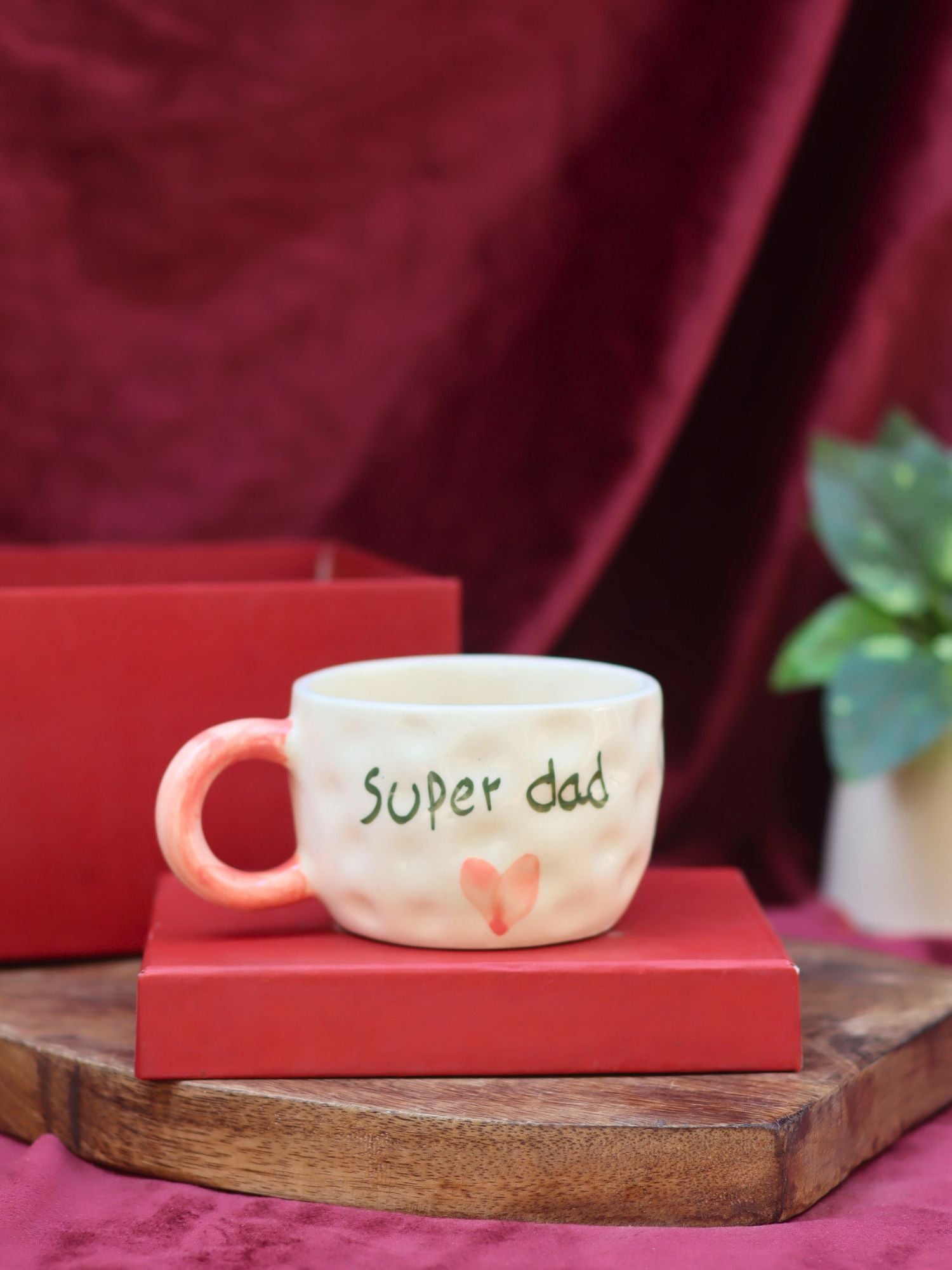 Super Dad mug in a Gift Box made by ceramic
