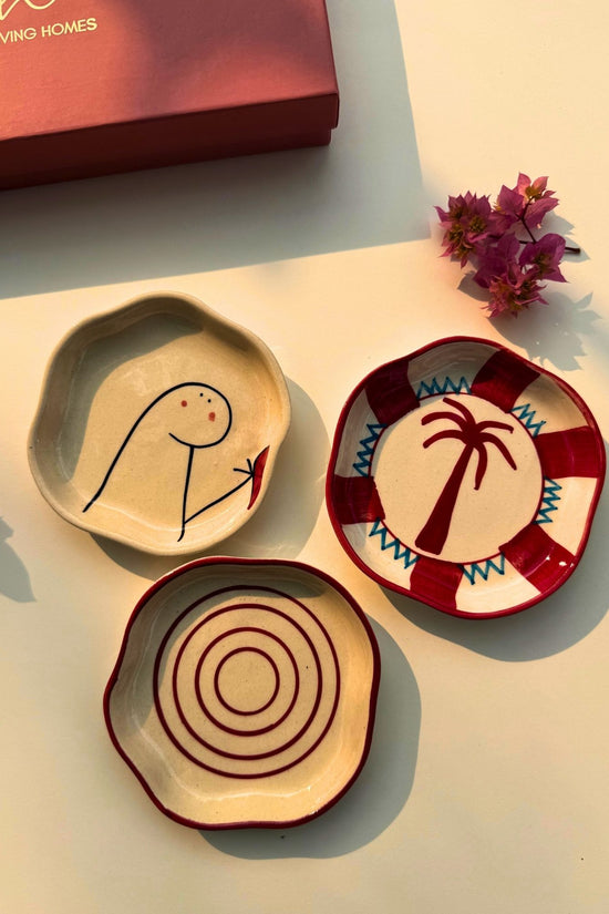 Set of 3 - Treat time dessert plates combo with premium quality material