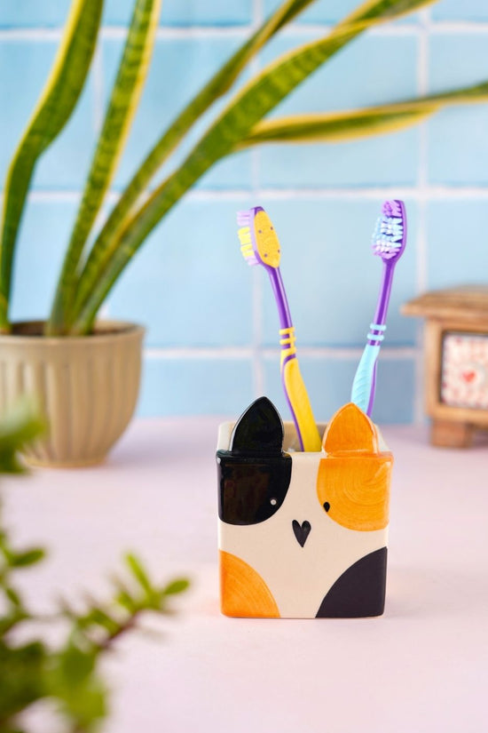 cute kitty desk planter with cute kitty design