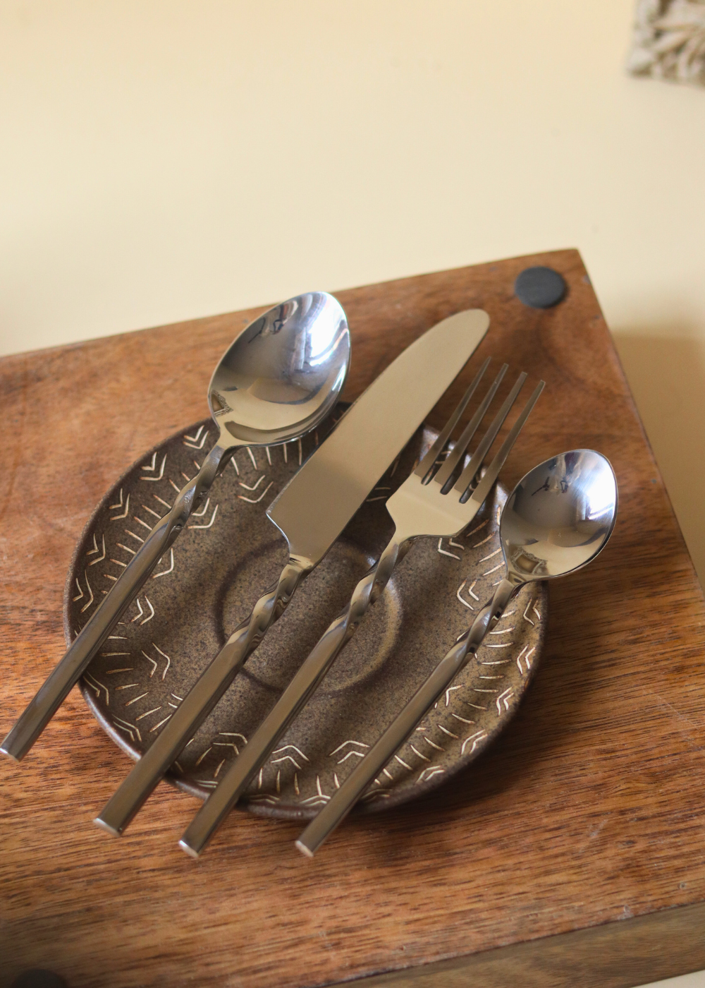 Kitchenware twisted handmade cutlery set