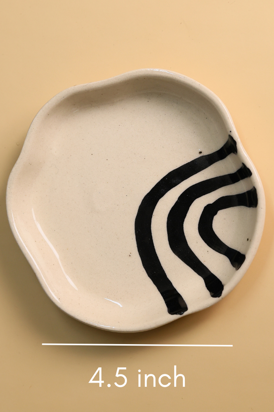 Ceramic dessert plate black & white 