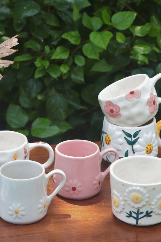 Set of 6 Blooming Mugs (for the price of 5) made by ceramic