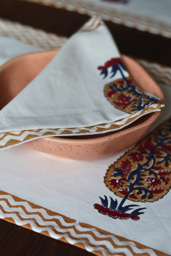 Cotton table mat & napkin