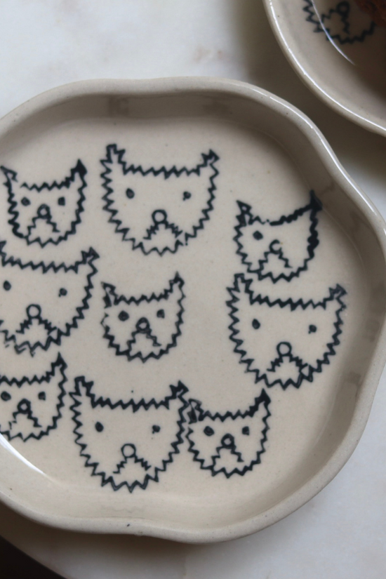 Cats handmade dessert plates with height 