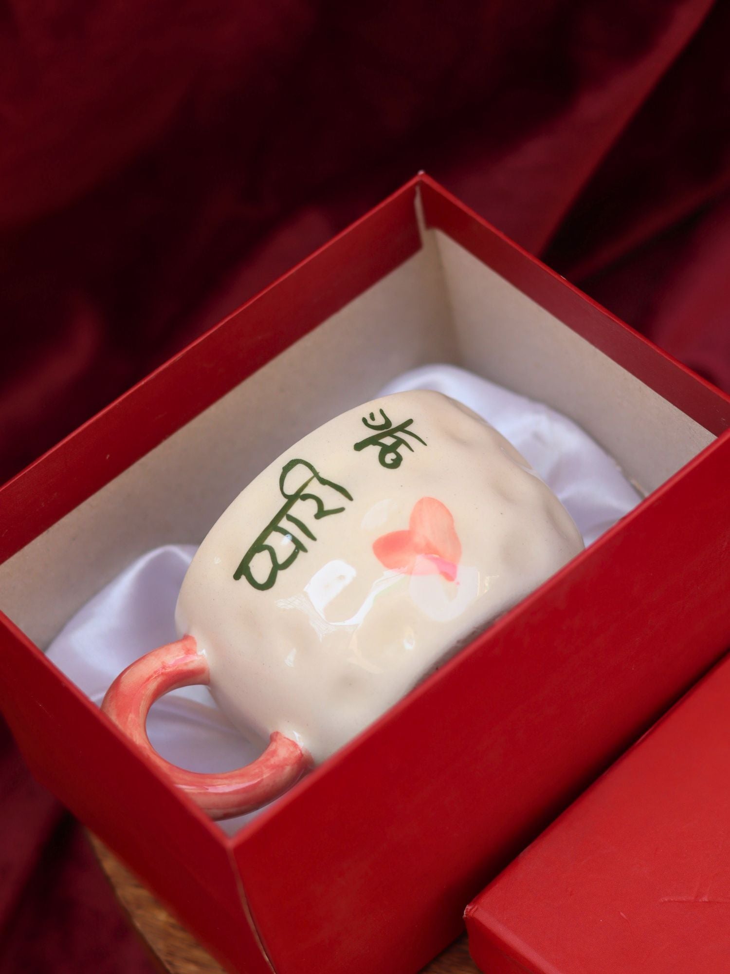 Pyaari Maa mug in a Gift Box with premium quality material