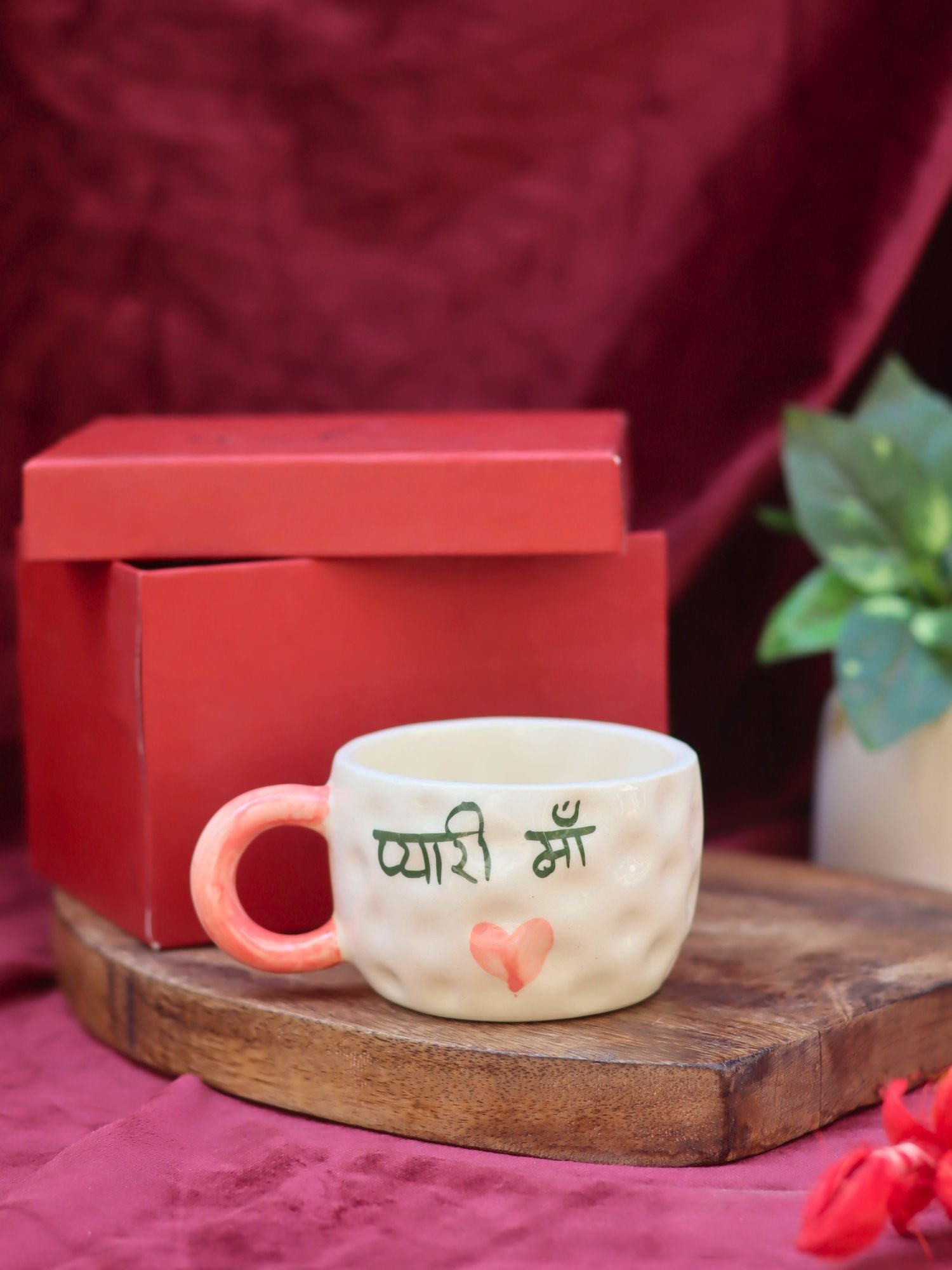 Pyaari Maa mug in a Gift Box handmade in India
