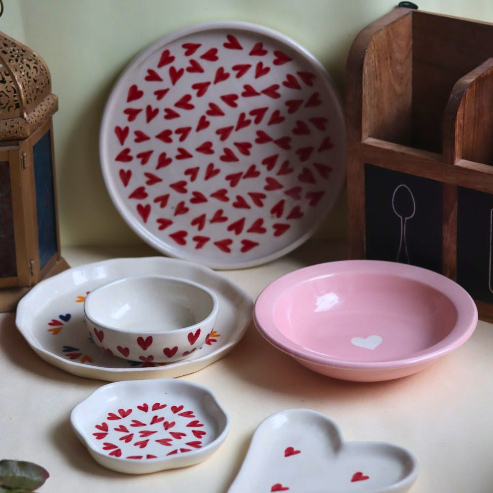 Set of 6 Love on the Table Combo (for the price of 5) made by ceramic