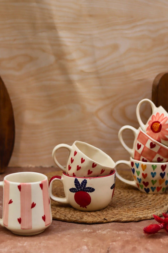 Set of 6 handmade mugs (For the price of 5)