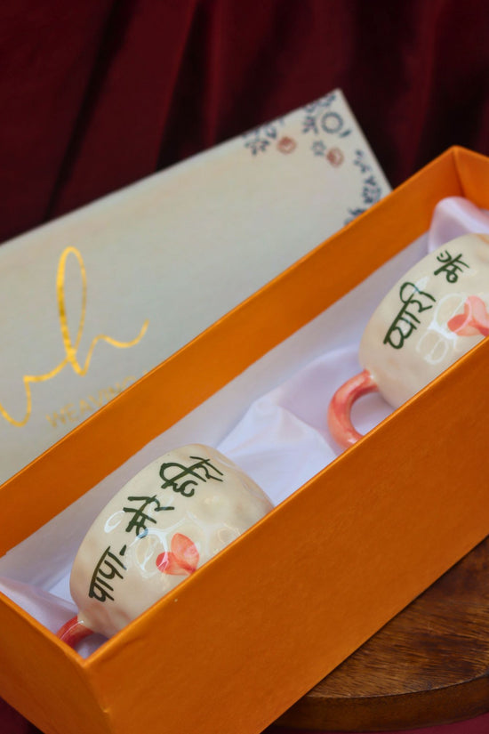 handmade PAPA Mere Hero & Pyaari Maa mug in a Gift Box