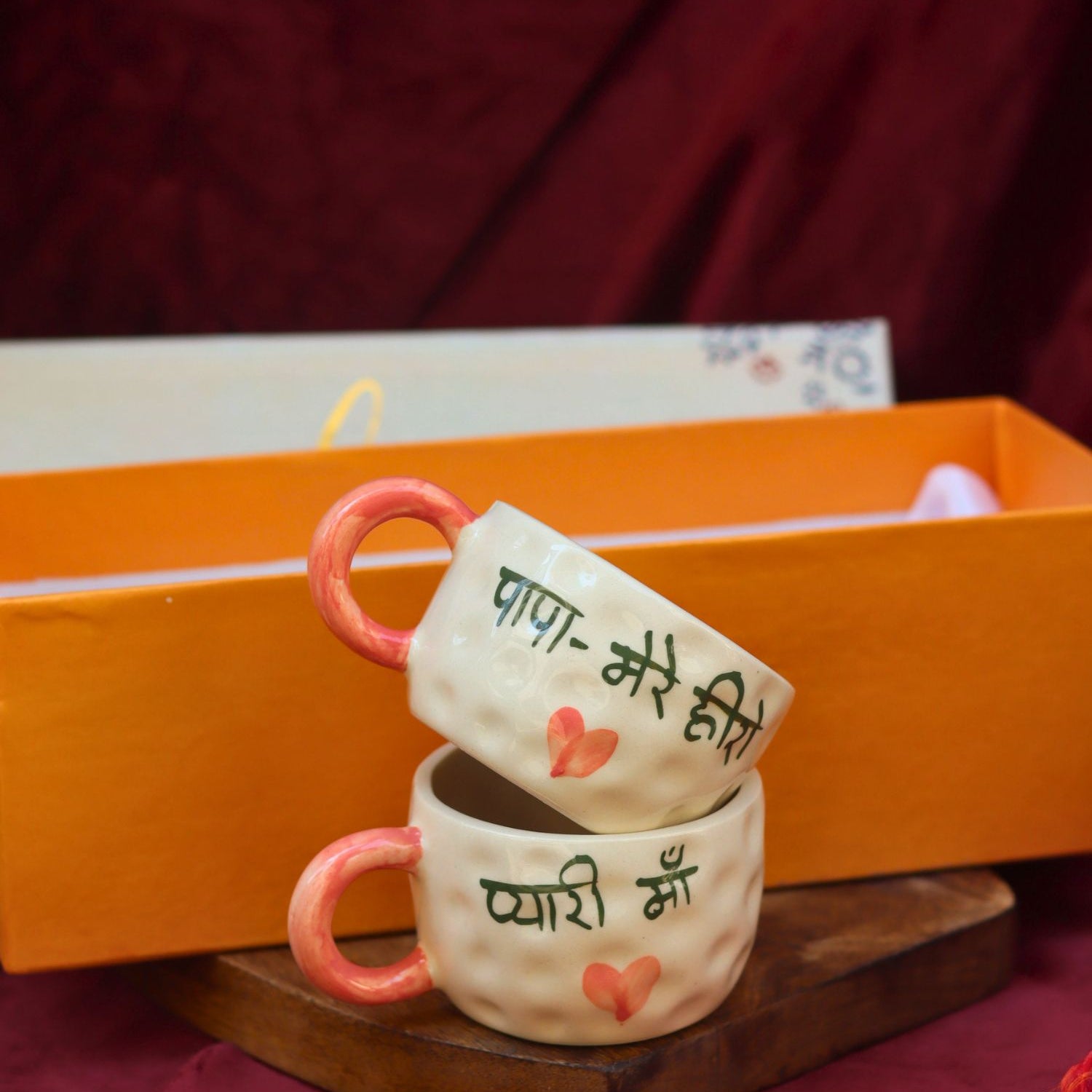 PAPA Mere Hero & Pyaari Maa mug in a Gift Box made by ceramic