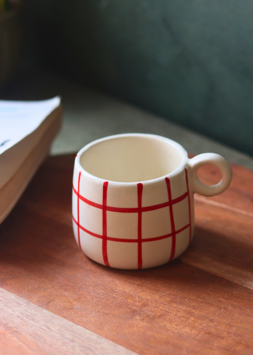 Drinkware coffee mug red & white 