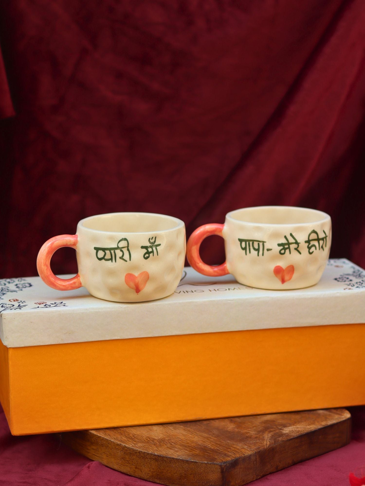 PAPA Mere Hero & Pyaari Maa mug in a Gift Box with premium quality material