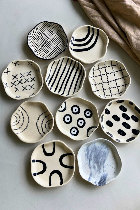 Set of 10 Black & White Dessert Plate (for the price of 7) handmade in india