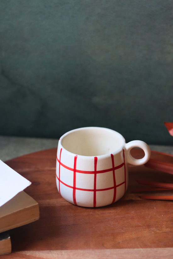 Serveware Red Chequered Coffee Mug